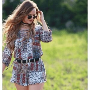 American Eagle Outfitters Women's Boho Paisley Romper Size Small Multicolor